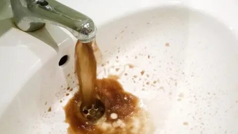 Грязная вода можно ли