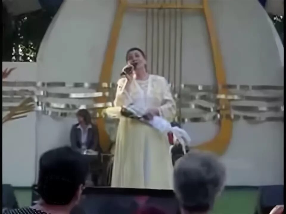 Ресторан джавита шакирова. Толкунова в юности стою на полустаночке. Оперы щедрина. Ангел притомился. Ангел мой толкунова слушать.