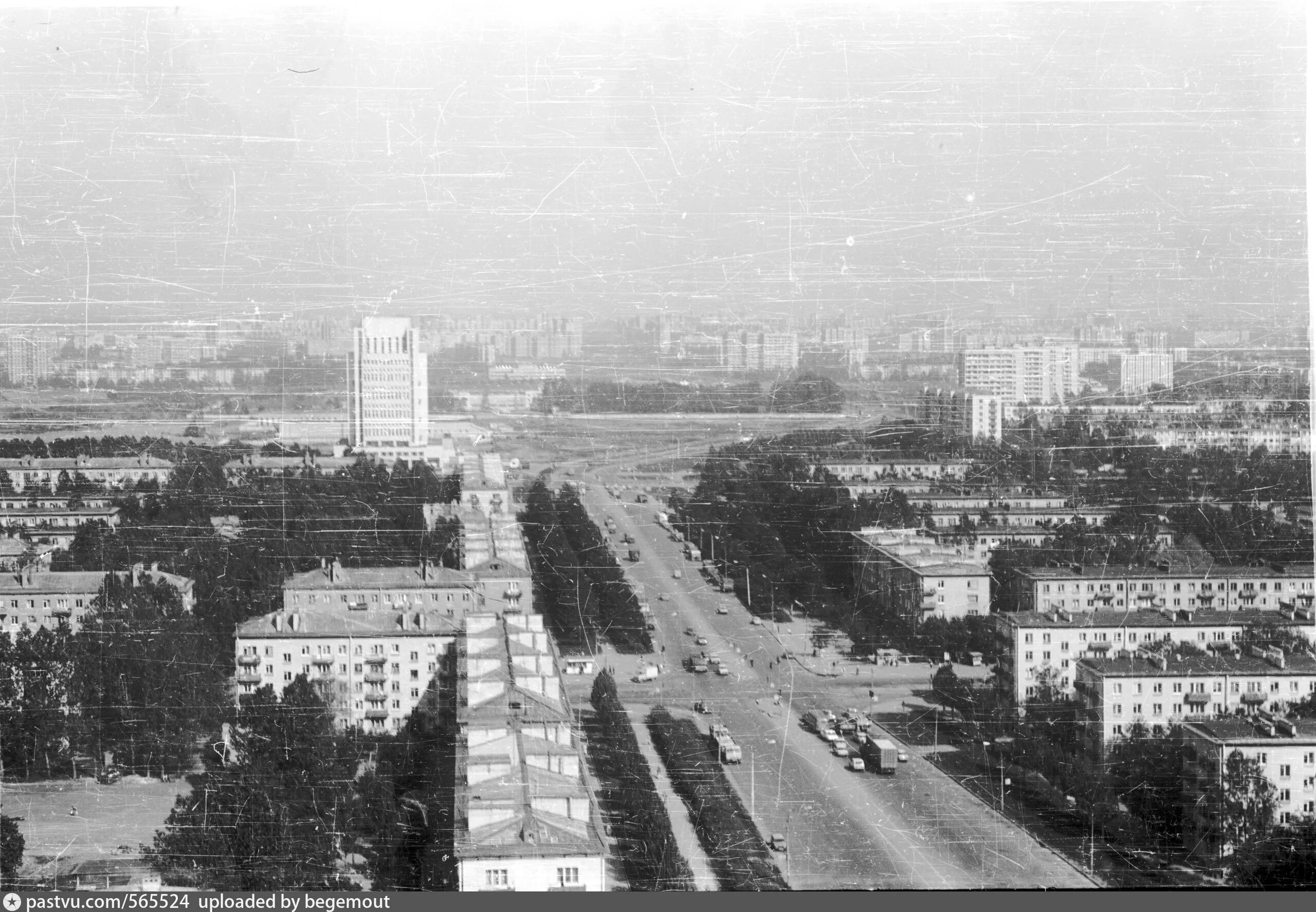 Советский орджоникидзе. Улица Кирова Орджоникидзе 1970. Старый город Орджоникидзе. Орджоникидзе Владикавказ 1985. Старый Владикавказ Орджоникидзе.