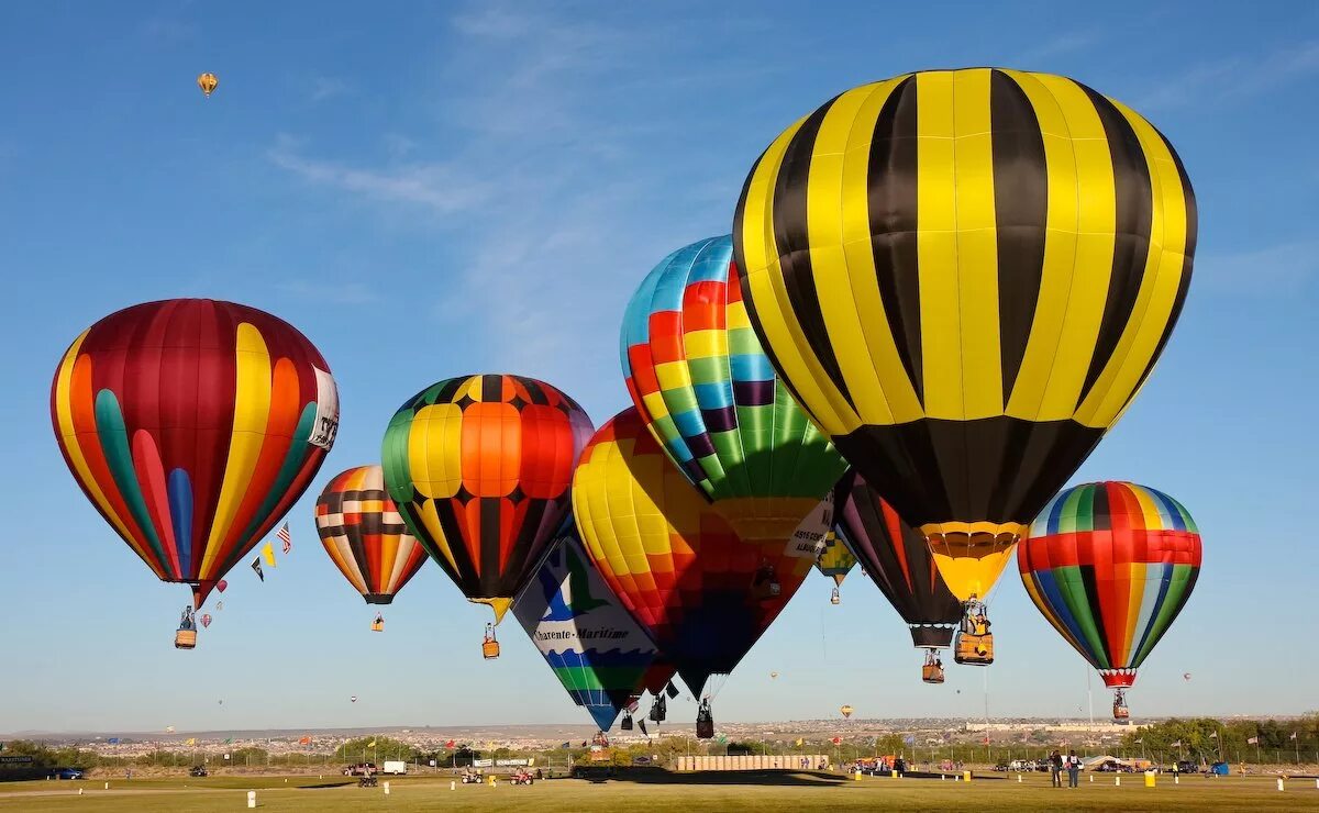 Проект на шаре. Альбукерка аэростаты. Современный воздушный шар. Летающие шары. Современное воздухоплавание.