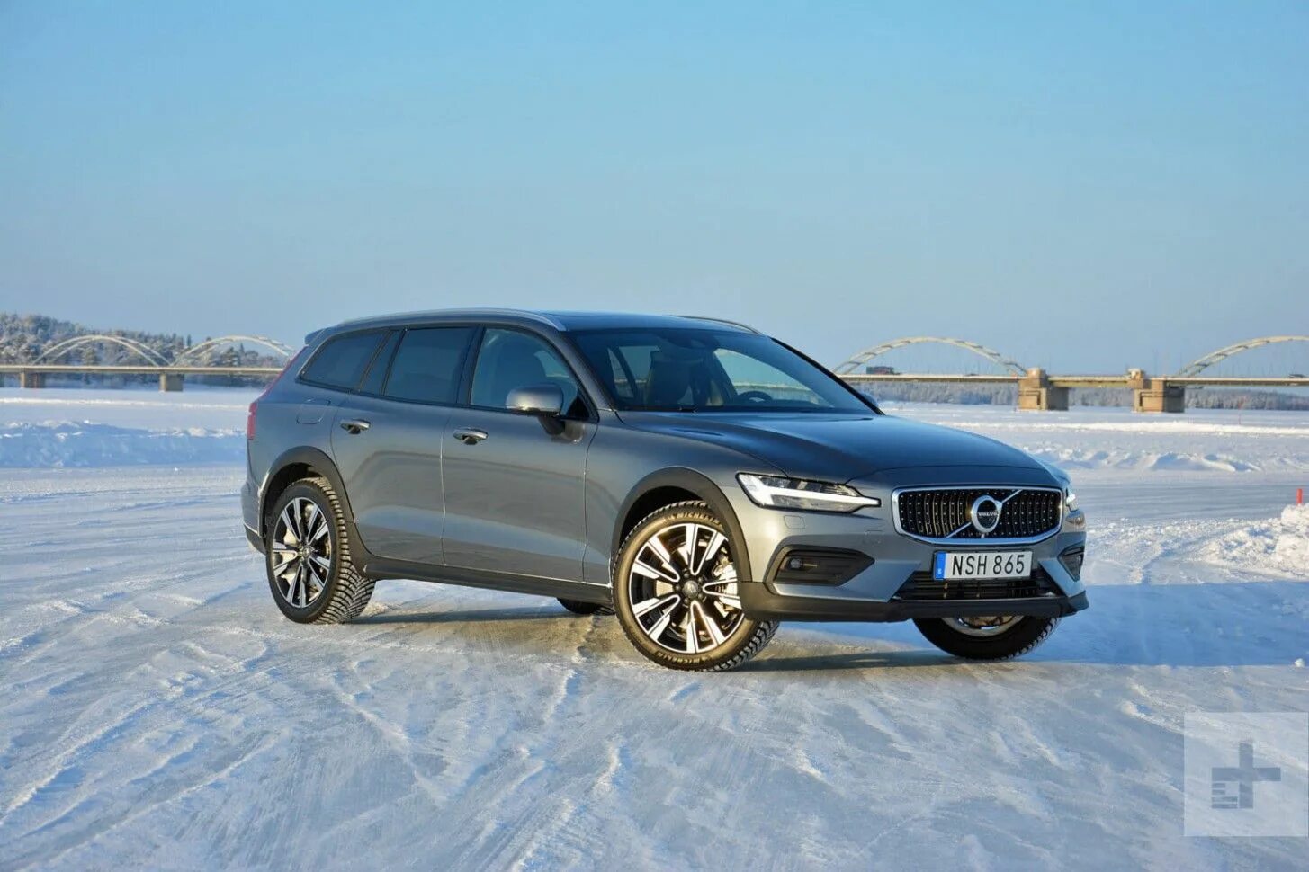 Country 2021. Вольво v60 Cross Country 2021. Volvo v60 2020. Вольво v60 Cross Country 2020. Вольво в60 кросс Кантри 2020.