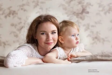 С мамочкой красавицей рядышком