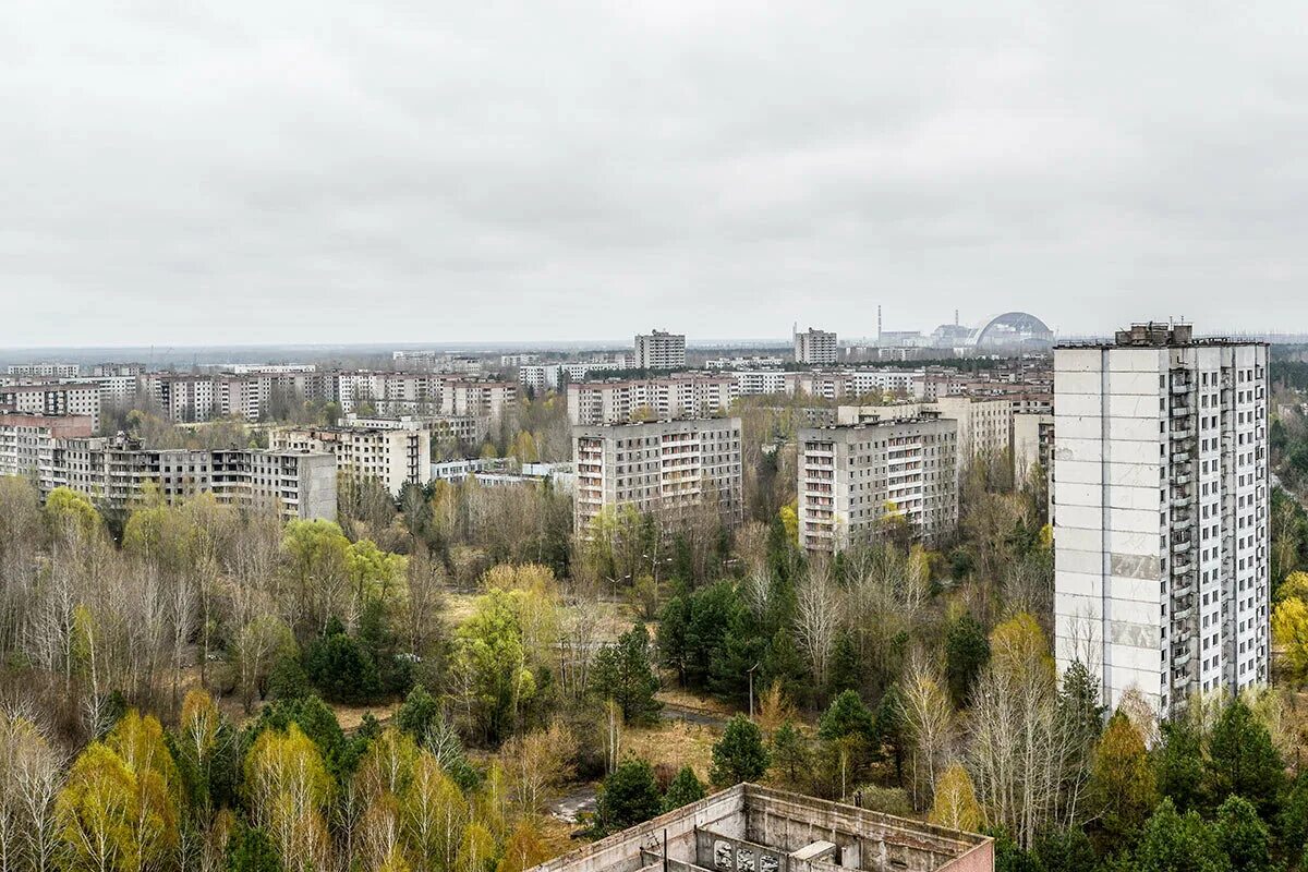 Город во франции припять. Припять город призрак. Припять площадь. Чернобыль город Припять. Территория Припяти.