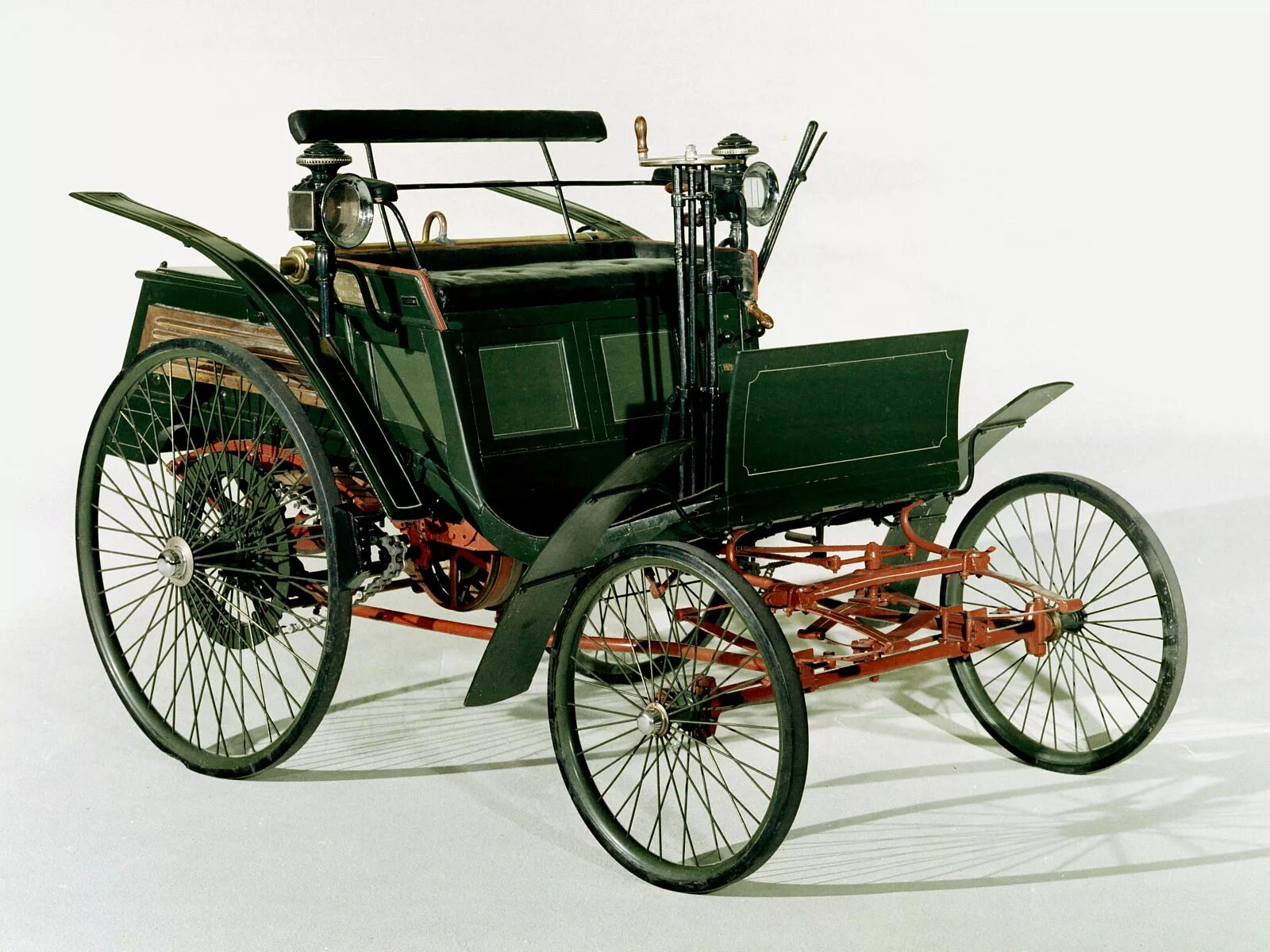 Сити 1 машина. Benz velo 1894. “Benz velo” 1894 года с клаксоном. Бенц Моторваген 1894. Benz velo 1896.
