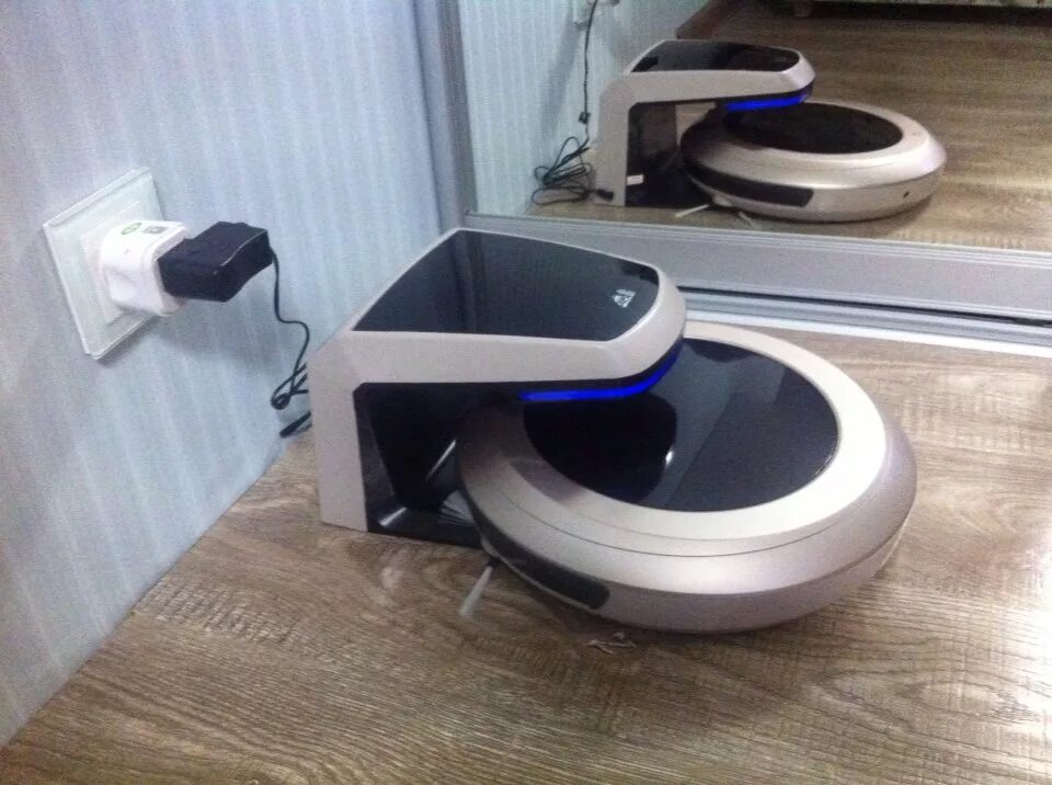Как разобрать робот пылесос royal Samsung Mobile Gadget Review: Samsung Navibot SR8845 cleaning robot YouTube
