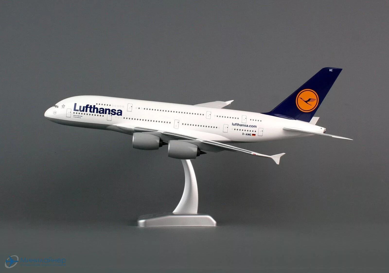 Airbus a330 300 3d модель. А 321 модель. Модель а350 аэрофлот. Модель самолета аэробус. Модель самолета а350 аэрофлот.