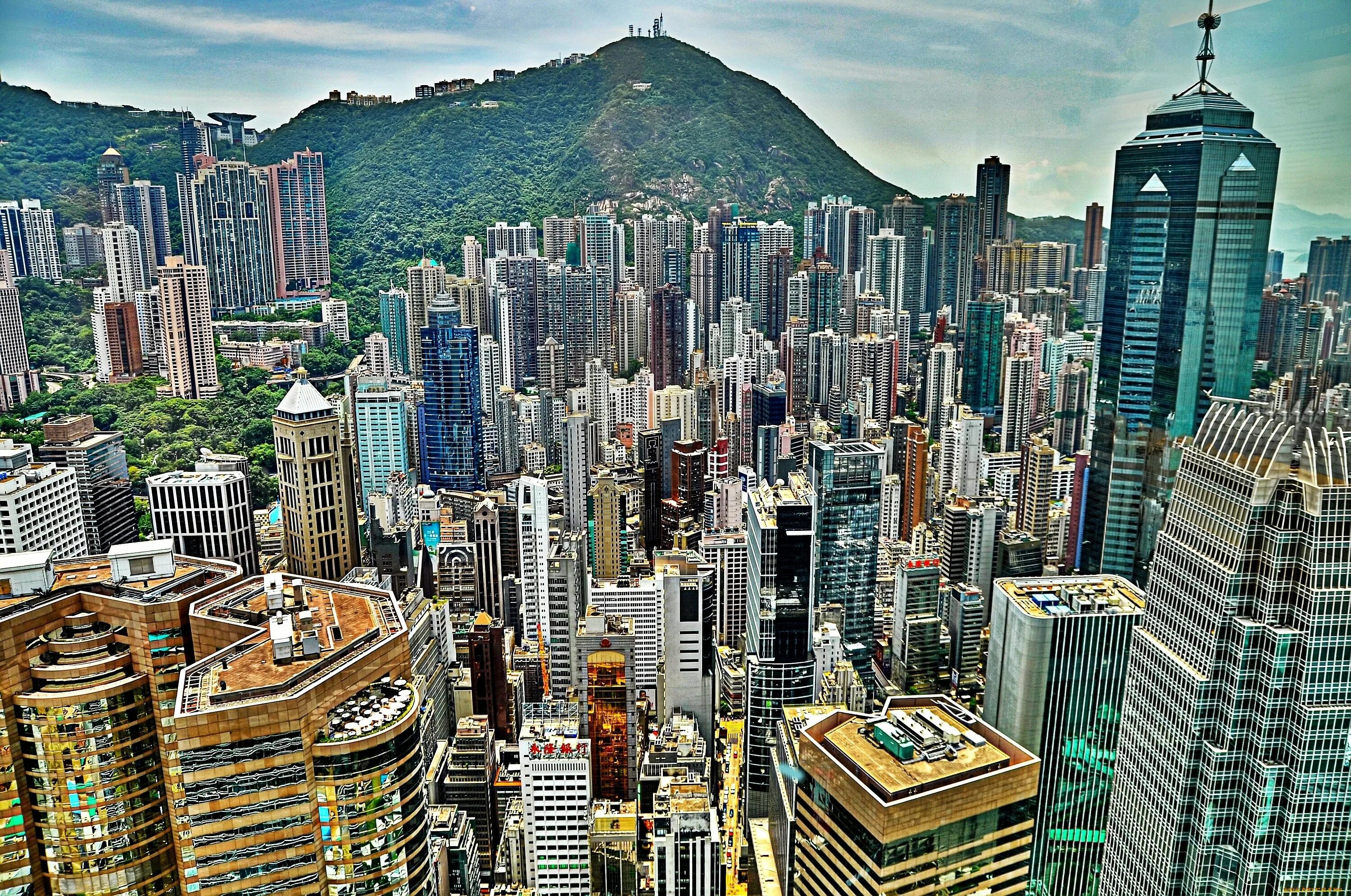 Небоскребы гонконга. Гонконг (Hong Kong). Гонконг небоскребы. Гонконг небоскрёб Китая. Гонг Конг панорама.
