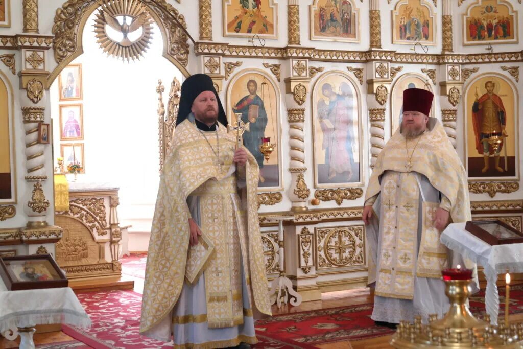 митрофания на источнике в воронеже. митрофановский источник воронеж. расписание служб митрофановской церкви. расписание богослужений в декабре 2020. расписание богослужений.