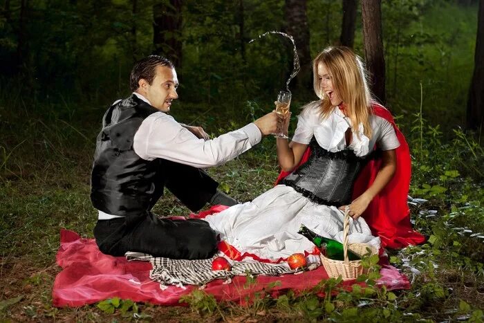 Мужчина раб в ролевых играх. Костюм медсестры для ролевых игр. Женщина доминант. Костюм медсестры. Ролевые игры с женой.