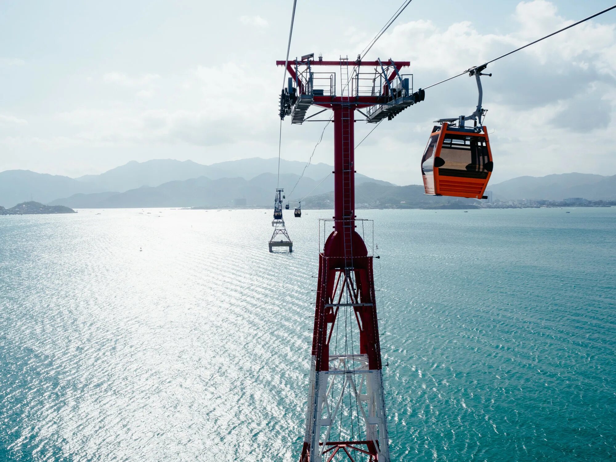 канатка воробьевы горы. канатная дорога москва воробьевы горы. воробьевы горы в москве канатка. канатная дорога лужники — воробьёвы горы. канатная дорога шамбала омск.
