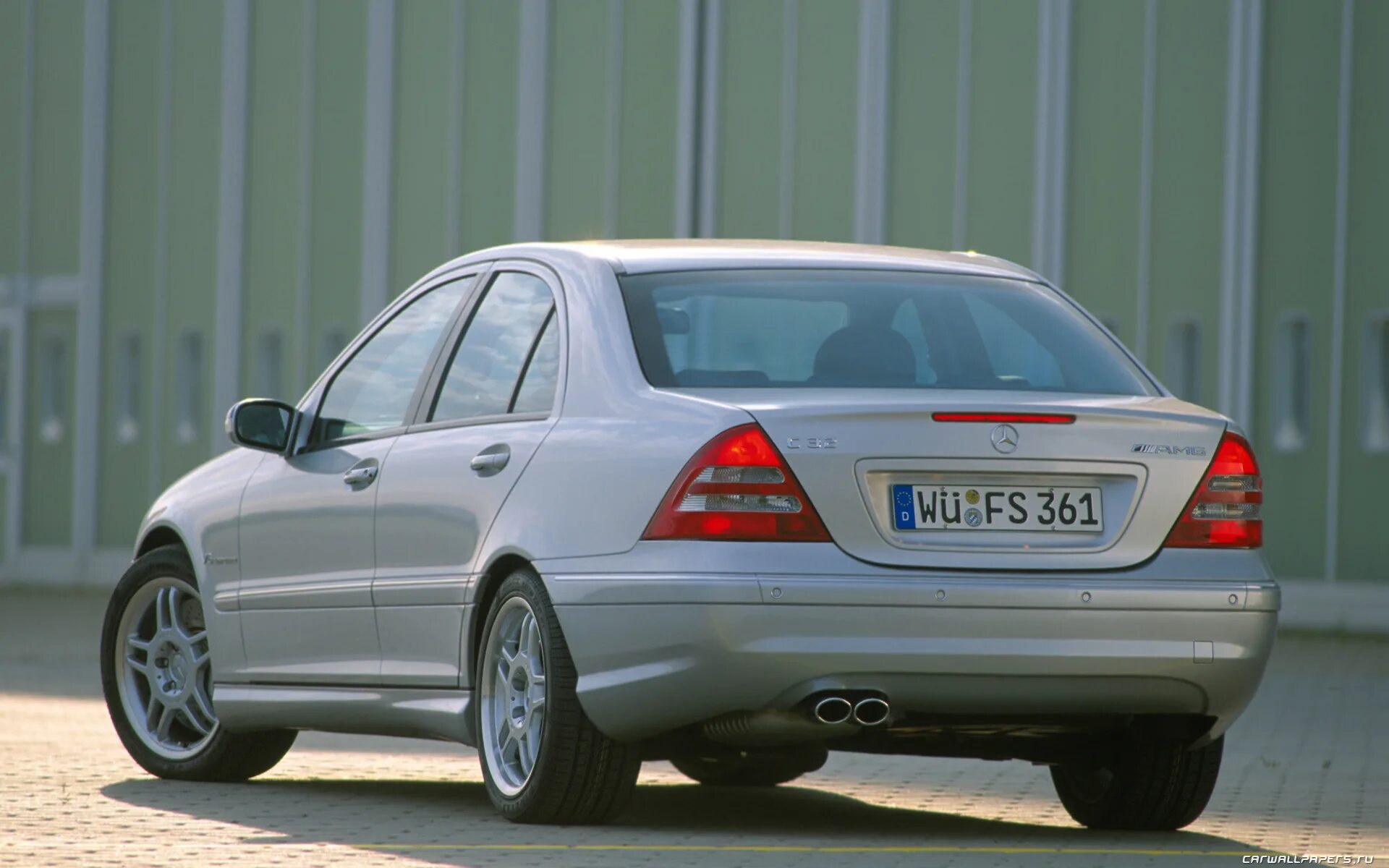 C 32 вариант. Mercedes-Benz c32 w203 AMG. Mercedes c32 AMG. Mercedes c32 AMG w203. Mercedes-Benz w203 2000.