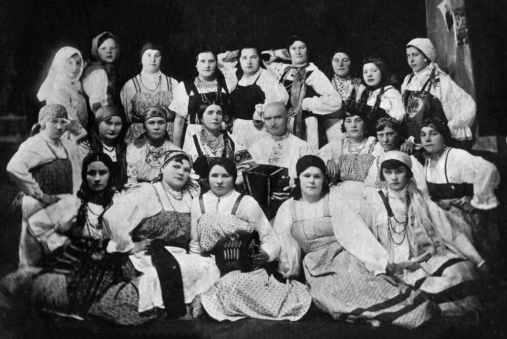 Хор пятницкого. Государственный академический русский народный хор им м е пятницкого. Хор пятницкого 1911. Первый русский хор. Хоровая капелла шереметьева 19 века.