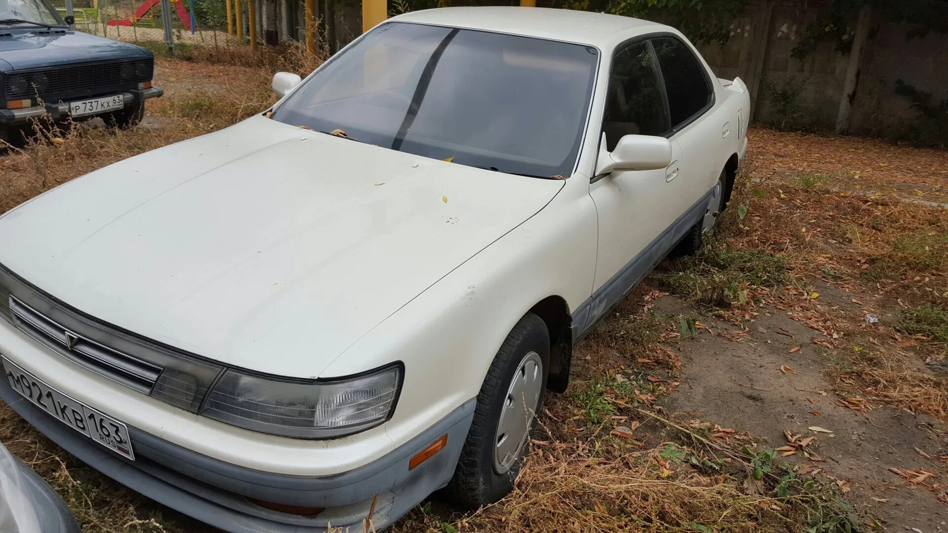 Тойота виста 1993 зад. Toyota vista 1993. Toyota vista 1993 год. Тойота камри проминент 1993. Тойота виста 1993 года.