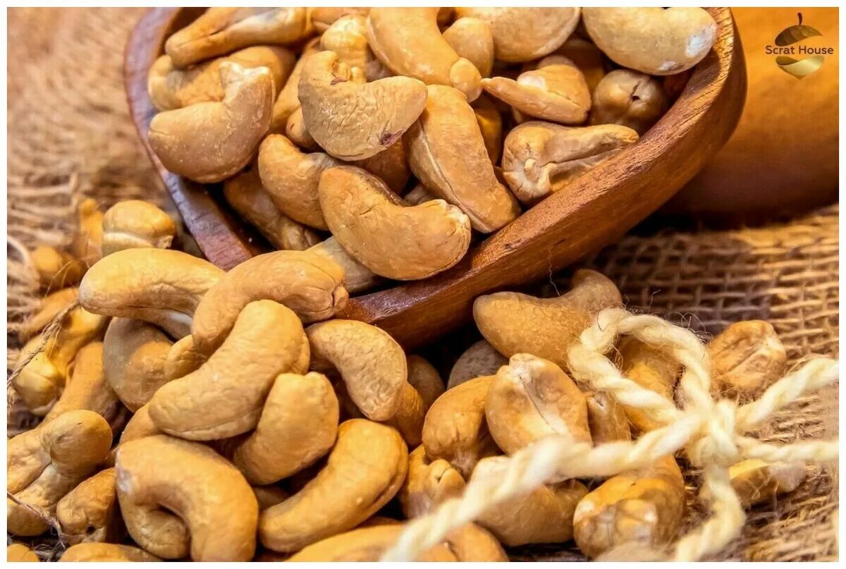 ядра кешью. орехи кешью. кешью на ночь можно. кешью на ночь можно. чем полезен кешью.
