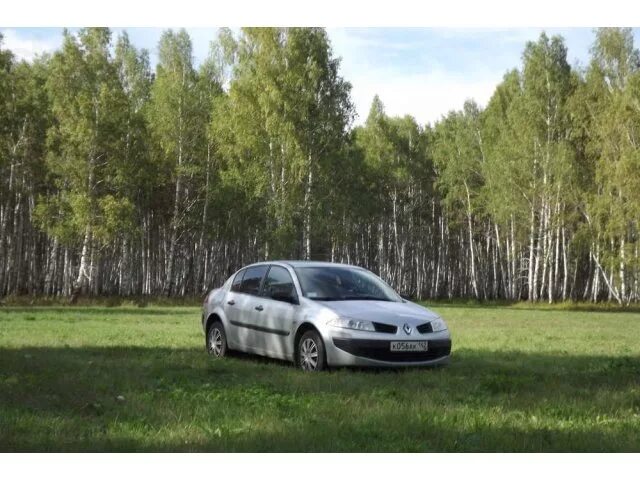 Renault Megane с прицепом. Рено Меган 2 покраска молдингов в серебристый. Серо зеленый Рено Меган 2 сел в снегу ночью. Рено Кузнецк продажа. Купить рено кемеровской области