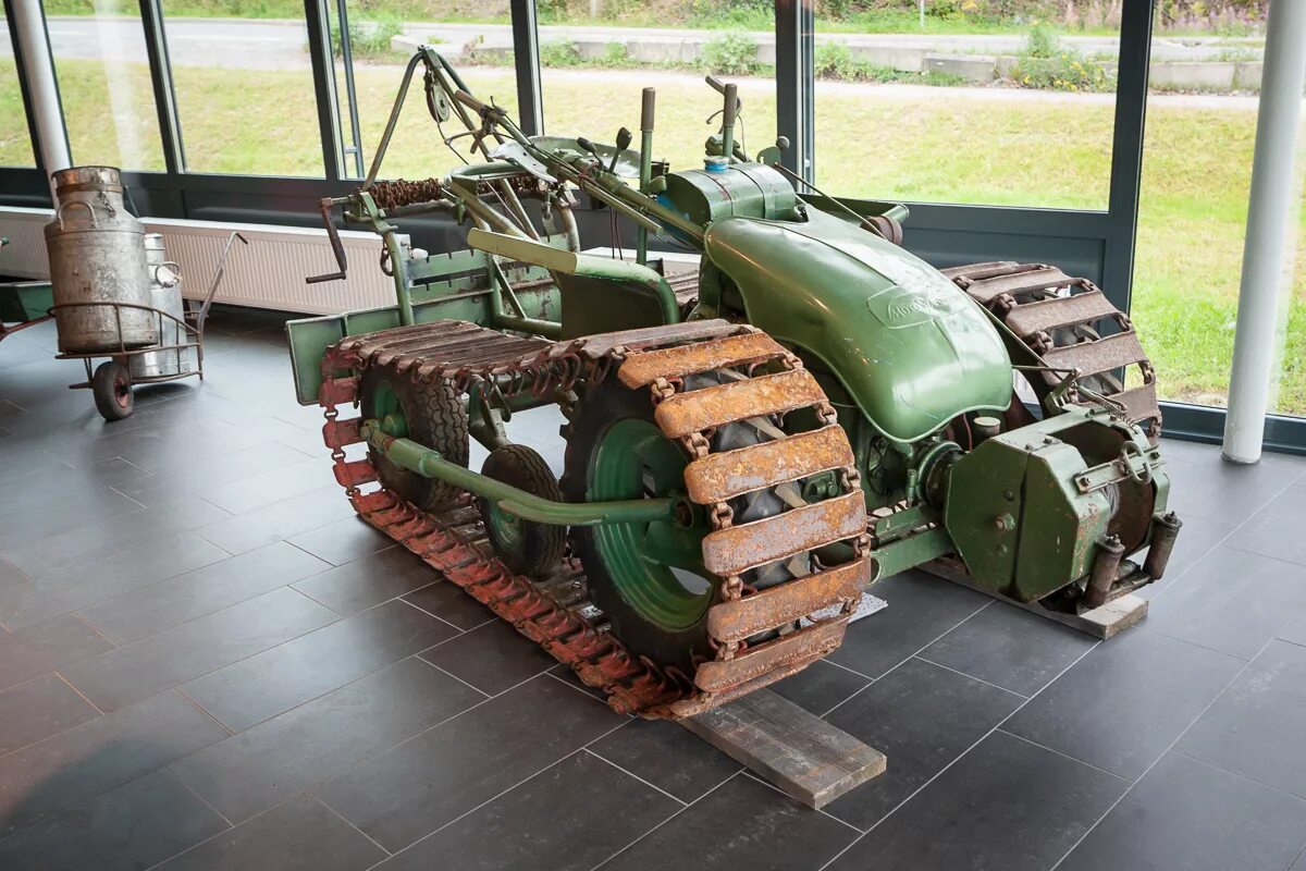 Движитель гусеничный c40201000. Вездеход gala переломка гусеничная. Прайд гусеничное шасси. Гусеницы на урал 4320. Mini ripsaw гусеницы.