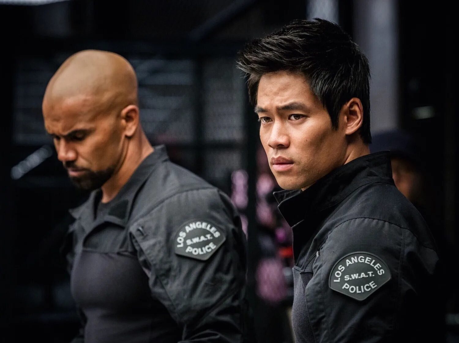 A. T. Алекс расселл спецназ города ангелов. S w a t 1. : спецназ города ангелов (2003).