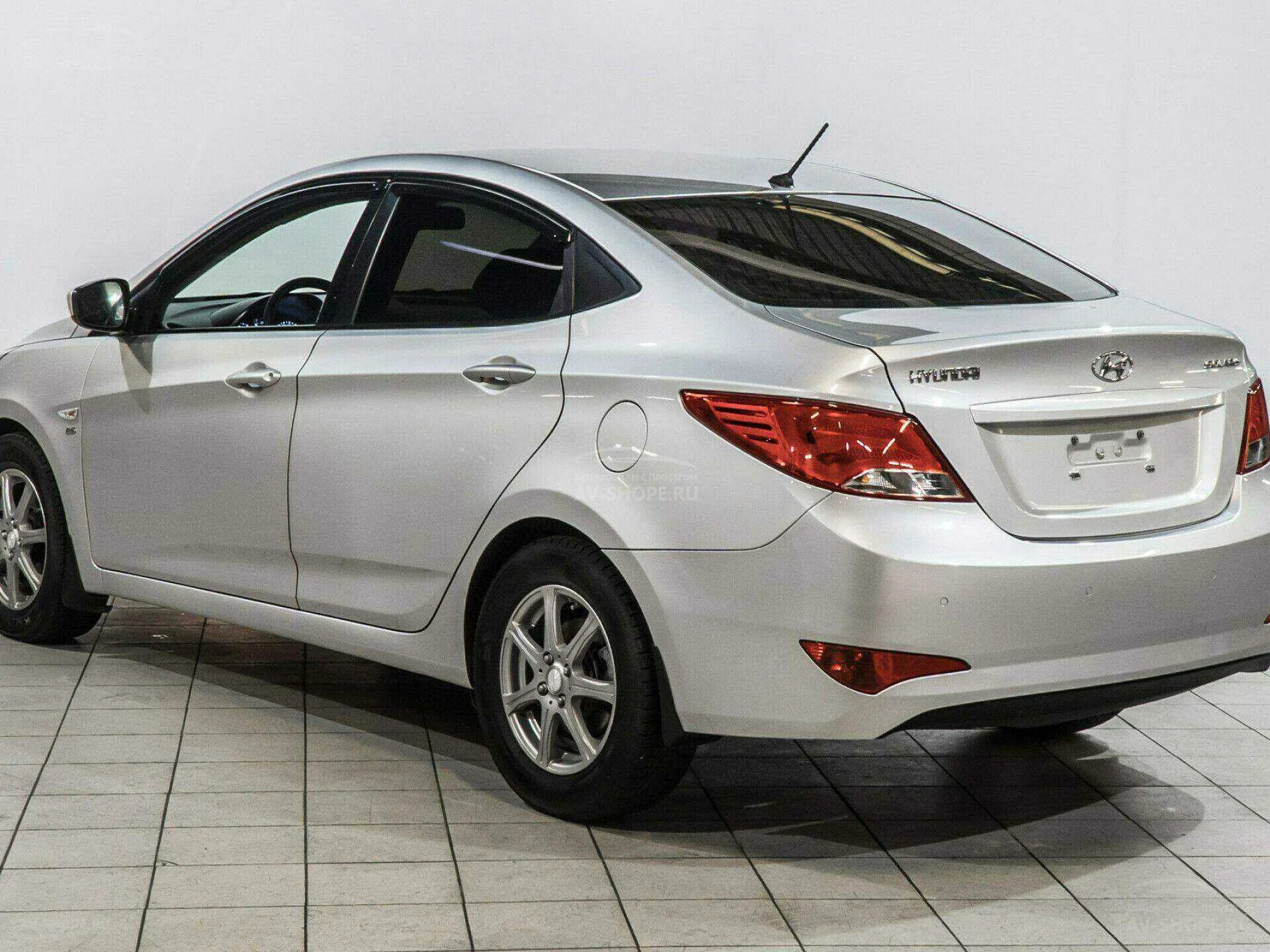 Купить солярис 2015г. Hyundai Solaris 2015. Солярис седан 2015. Hyundai Solaris 1.6 АТ 2015г. Солярис 1 2015.