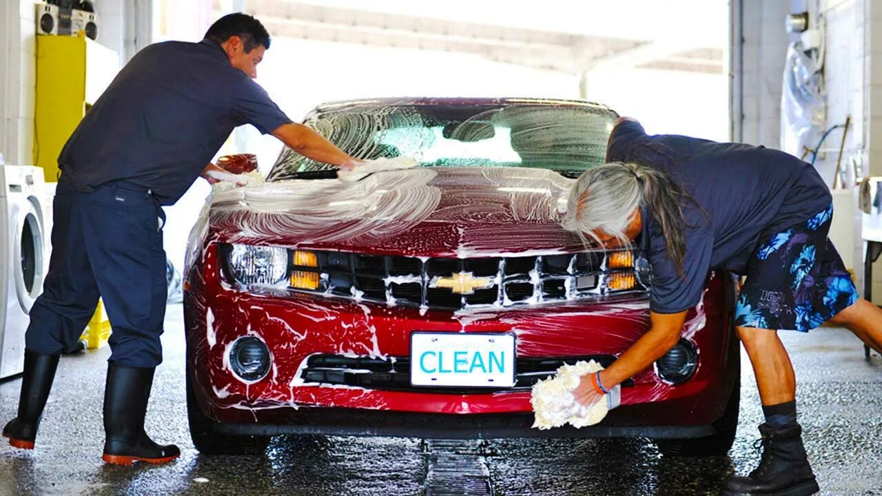 He clean the car. Car Wash автомойка. Современная мойка машин. Техническая мойка автомобиля. Быстрая мойка автомобиля.