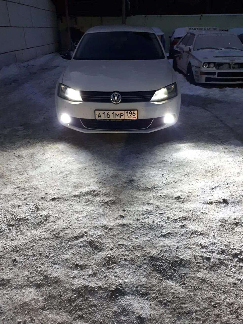 Volkswagen jetta лампочки. Джетта 6 led в ПТФ. ПТФ Jetta 6. Led лампы Джетта 6. Диодные лампы для Фольксваген Джетта 6.