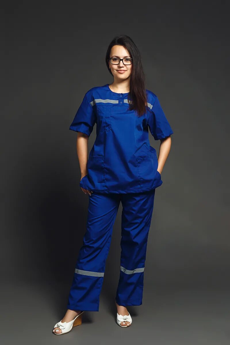Форма скорой. Форма скорой. Фельдшер одежда. Форма скорой помощи. Спикард медицинская одежда для скорой.