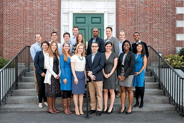 School leavers. Money skills. Adviser 2. Студенты в компьютерном классе. Ақш журнали leadership and harvard.