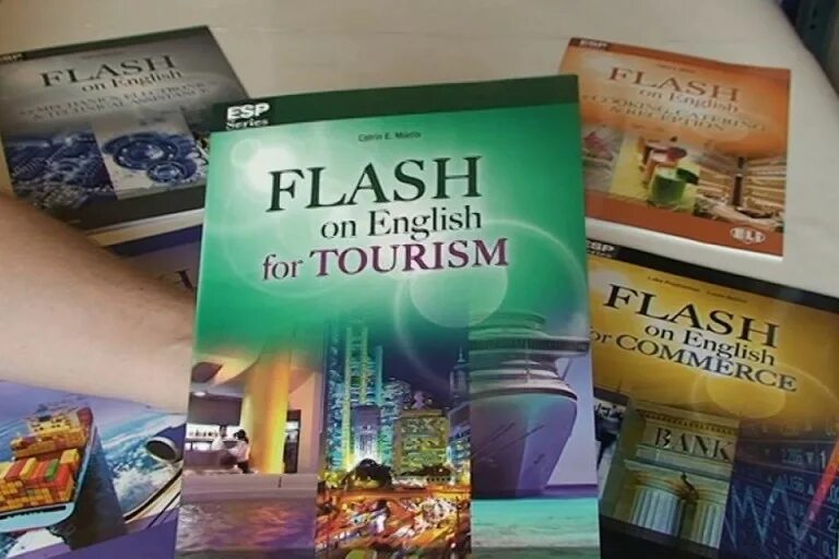 Tourism pdf. Flash on English for Tourism. Flash on English for Commerce.