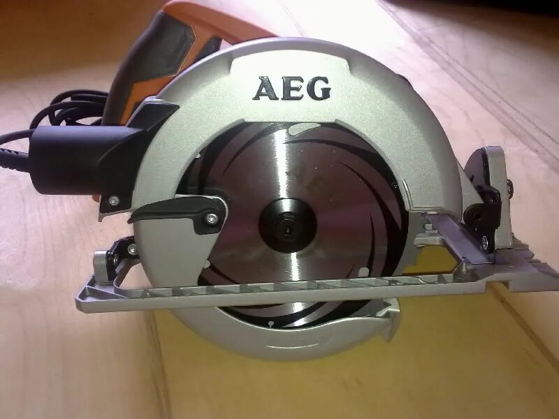 Дисковая пила aeg. AEG KS 66. Пила циркулярная AEG KS 66-2. Дисковая пила AEG KS 66 C 411840. АЕГ KS 66-S циркулярная пила.