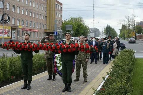 Гирлянда на памятник