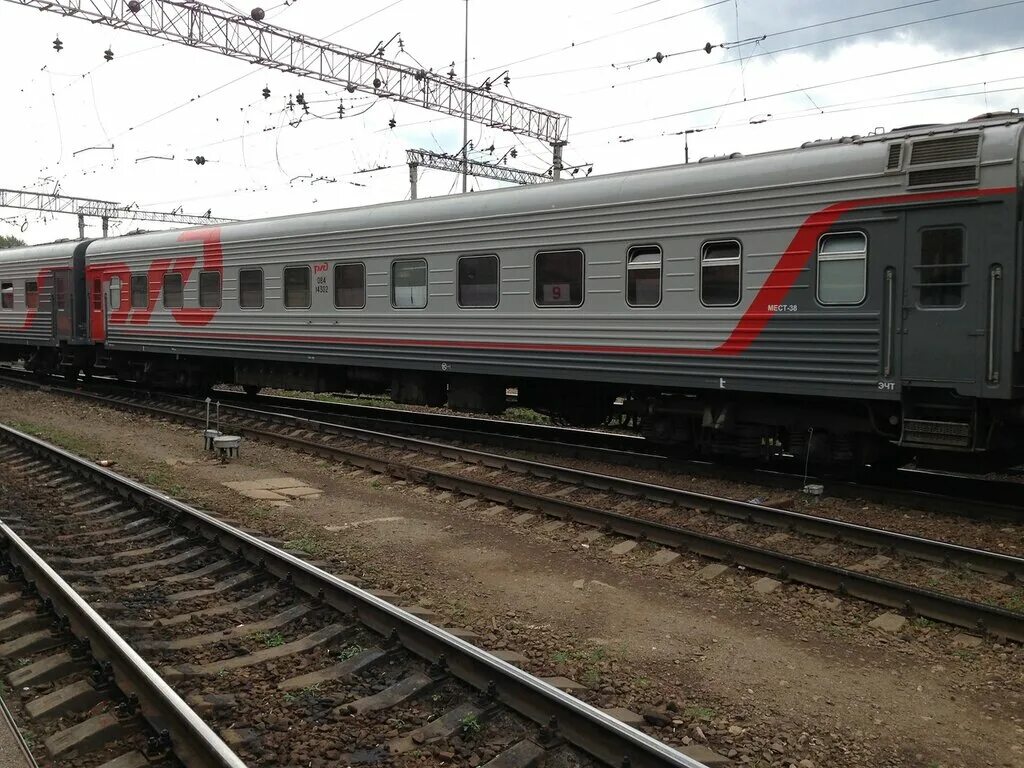 Движение поездов барнаул. Поезд Алтай Барнаул Москва. Поезд Барнаул. Поезд Москва Тюмень. Электричка Барнаул.