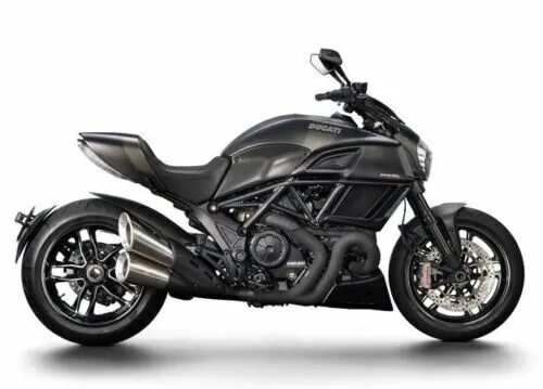 Мотоцикл Ducati Diavel Carbon 2016 / Ducati / БайкПост