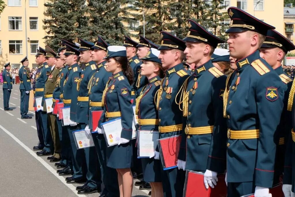 Вас им буденного. Военная Академия Санкт-Петербург имени Буденного. Военная Академия связи имени с. м. будённого. Военная Академия связи СПБ. Училище связи имени Буденного Санкт-Петербург.