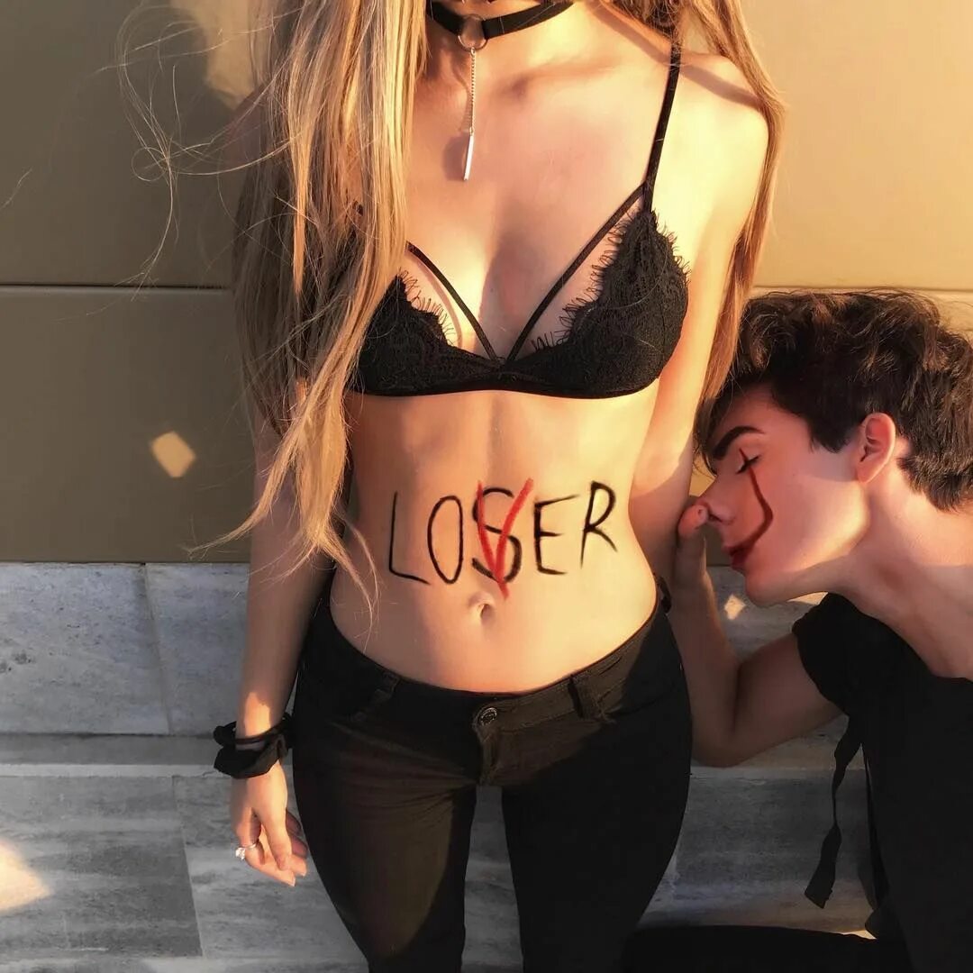 Kiss my a фф. Топовые девушки 16+. Пошляа девушка сохраненки. Сасные девушки. Сохраненки с телками.