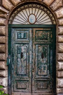 Street doors