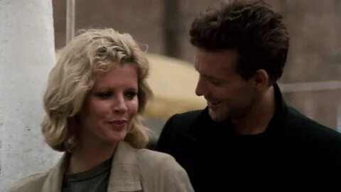 Kim Basinger and Mickey Rourke in Девять с половиной недель (1986). gallery...