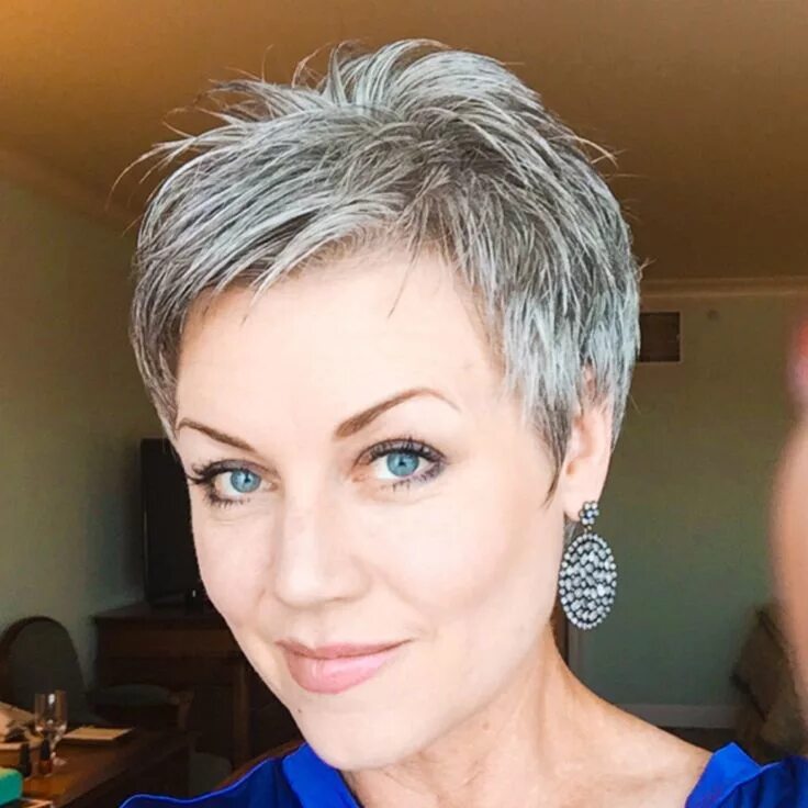 44 Pretty Grey Hairstyle Ideas For Women Короткие стрижки, Прическа для пожилой 