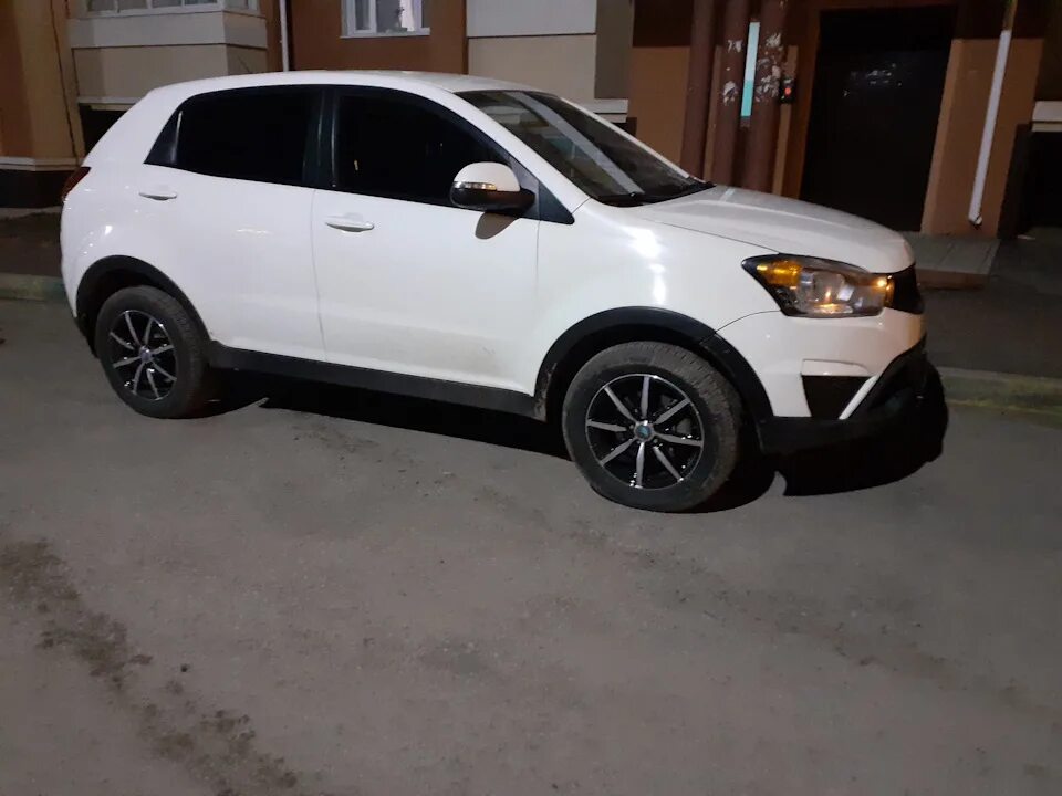 Колеса r17 SSANGYONG Actyon New. Санг енг Актион на 17 дисках. Актион Нью на r18. Актион Нью на 19 колесах. Диски ссангйонг актион