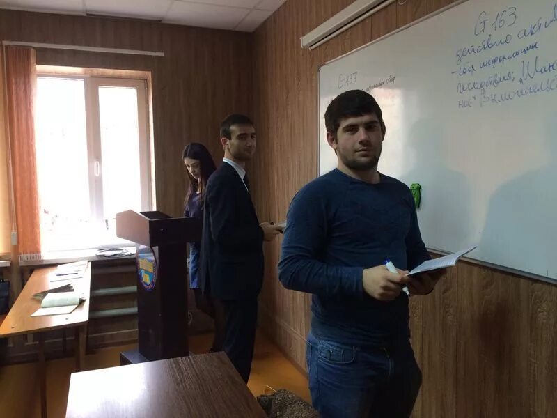 Магомедова анисат магомедова. Мбоу ясненская сош ученицы старших классов 2022. Класс в школе. Квест избербаш. Башларова колледж в избербаше.