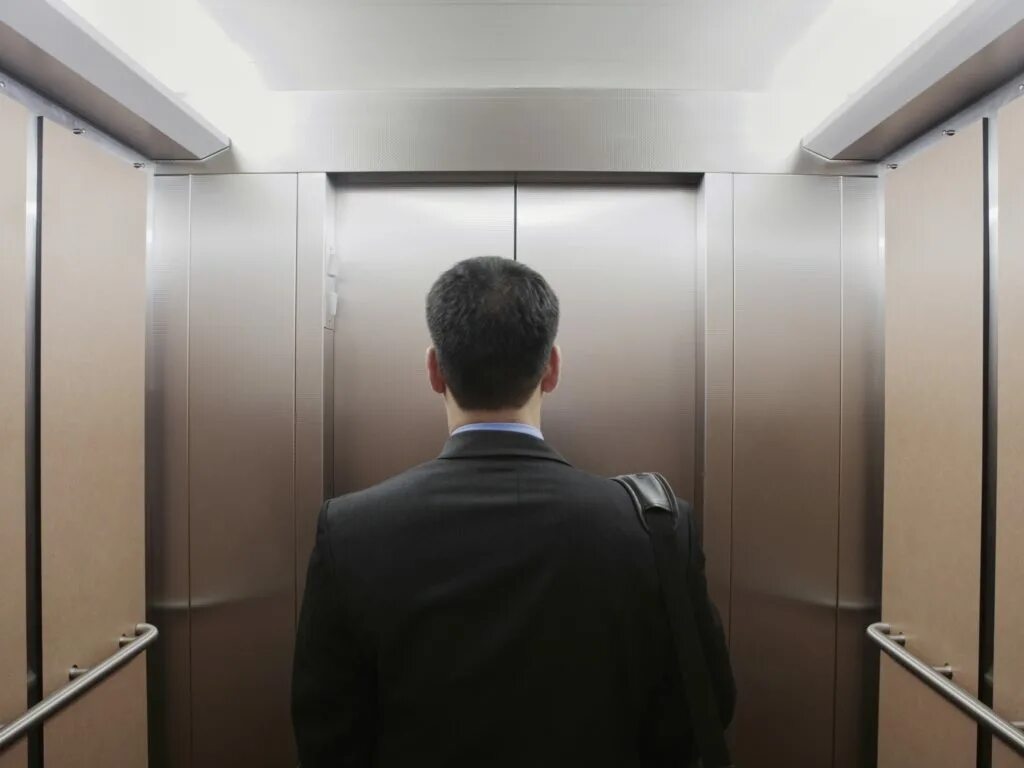 Men. Красивый лифт. Elevator man. Elevator man. Elevator man.
