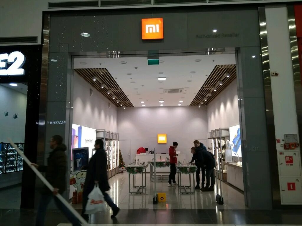 Магазин ми. Ксиаоми магазин в спб. Xiaomi магазины петербург. Xiaomi магазины петербург. Магазин xiaomi нижний.