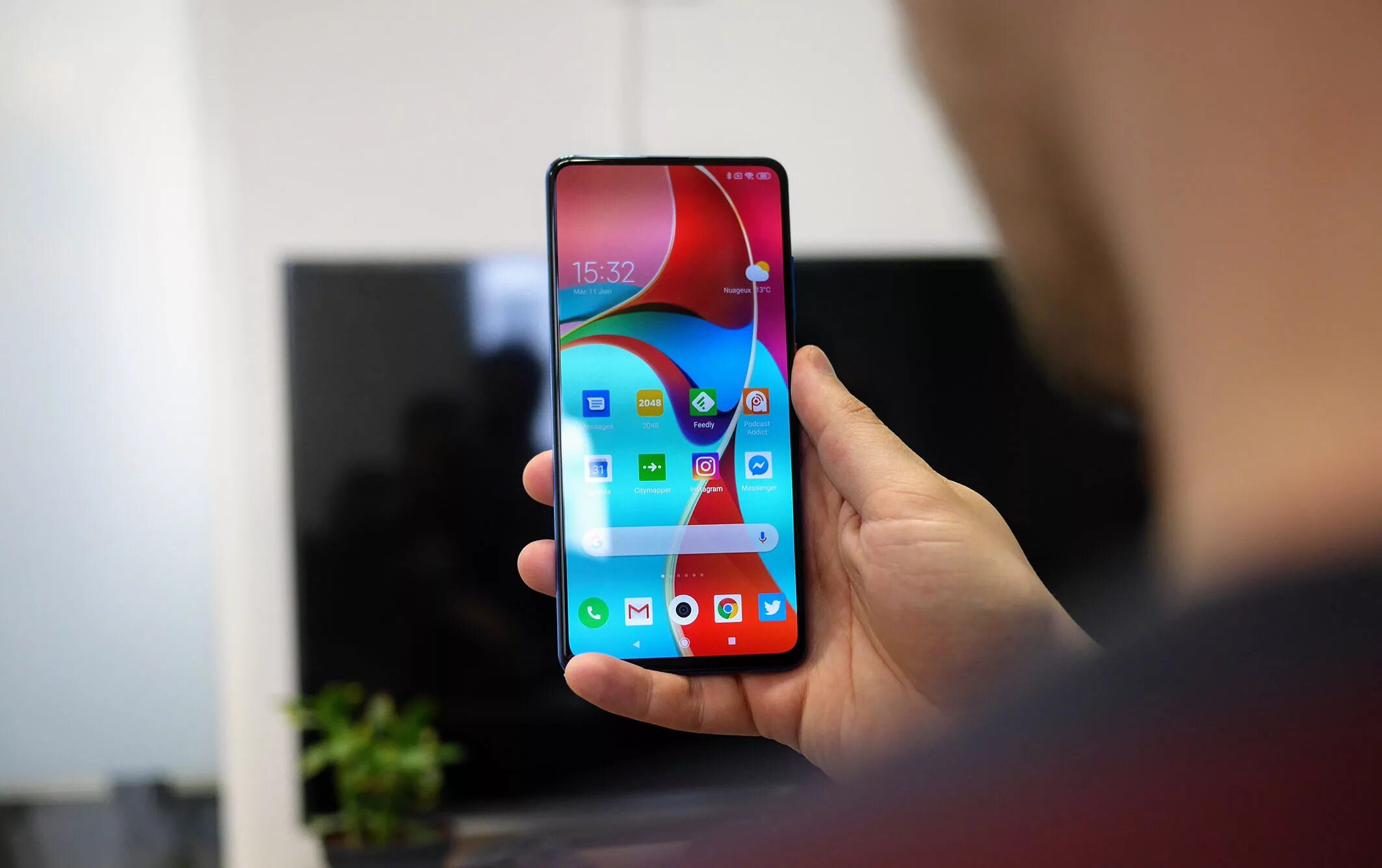 Телефон xiaomi redmi 9t. Xiaomi XI 9t. Смартфон Xiaomi Redmi 11t. Xiaomi mi 9t в руке. Xiaomi 11 Pro в руке.