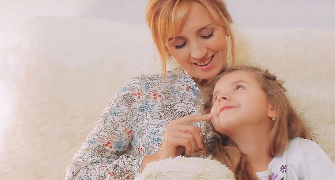 доброта матери. песня доча обложка. красивая дочь. стихи о дочери. колыбельная для дочки.