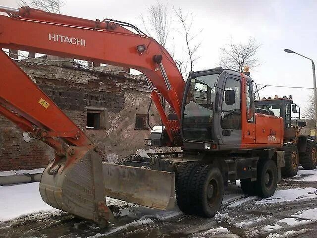 Дусан 160 колесный. Колесный экскаватор хитачи. Колесный полноповоротный экскаватор бу. Колесный полноповоротный экскаватор бу. Экскаватор катерпиллер 318.