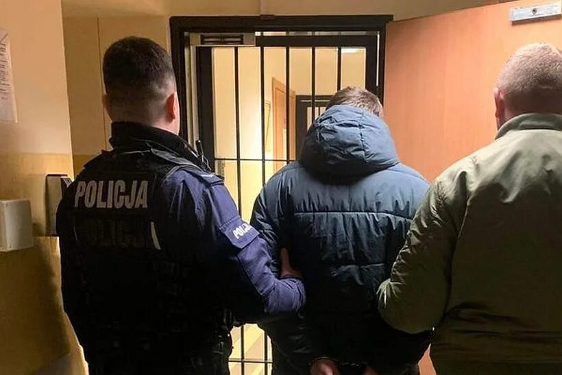 Воры башкирии. Подозреваемый рб. Осудили полицейского. Подозреваемый рб. Подозреваемый рб.