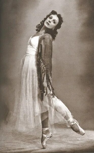 Наталья Дудинская (Жизель) Ballet dancers, Ballet, Ballet dance