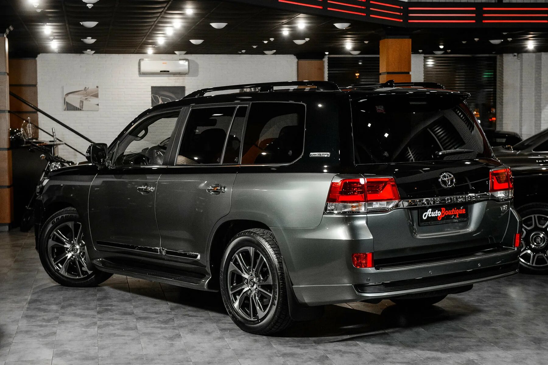 Toyota land cruiser 200 executive. Land cruiser 200 executive lounge. Toyota land cruiser 200 executive lounge. Toyota land cruiser 200 2020 executive. тойота ленд крузер экзекьютив лаунж 2020.