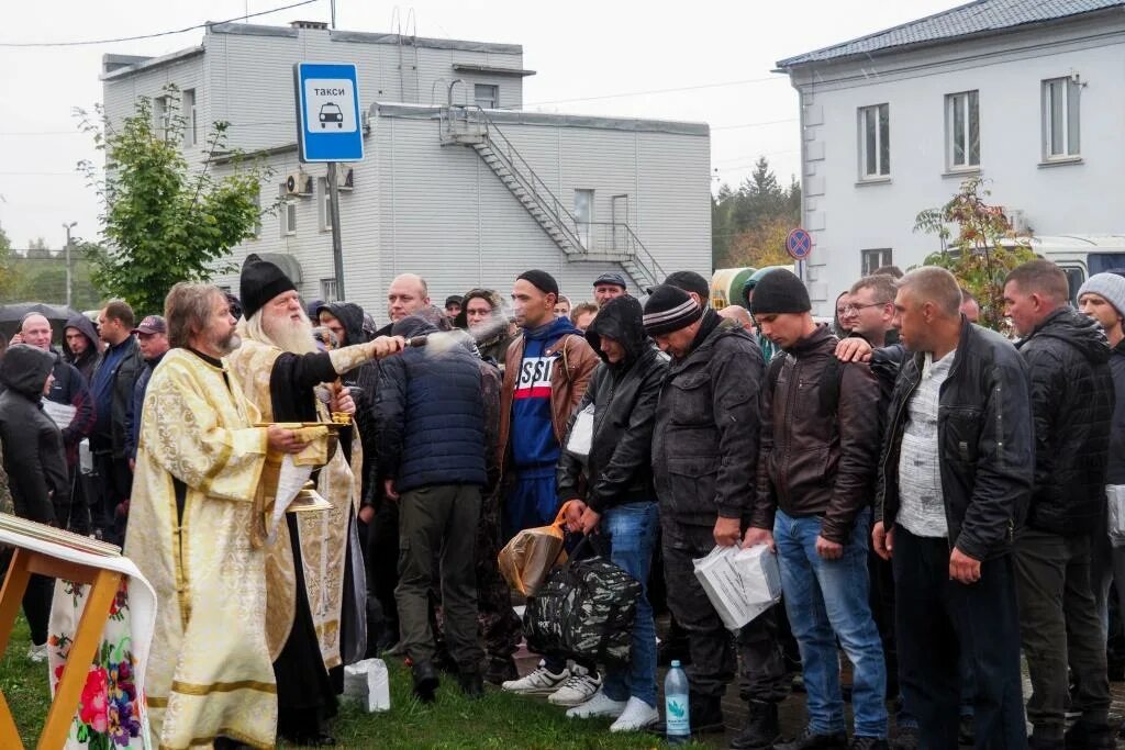 Мобилизованные из Калужской области. Калуга мобилизация. Мобилизация в Обнинске. Проводы мобилизованных Калуга. Свежие новости про мобилизацию в россии