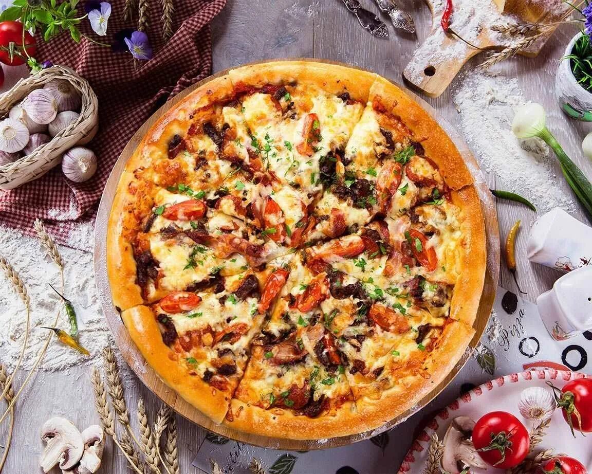 Пицца Россо Красноярск. Италия Sicilia pizza. Пицца Италия Гусев. Пицца Неаполь Рим. Какое блюдо пицца