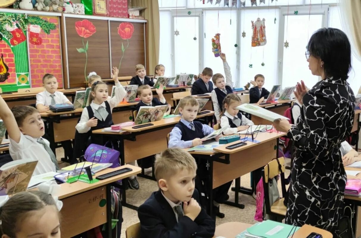 Как называется 6 школа. Школа 6 липецк. школьники 6 класс. ученик 9 класса. все ученики школы.