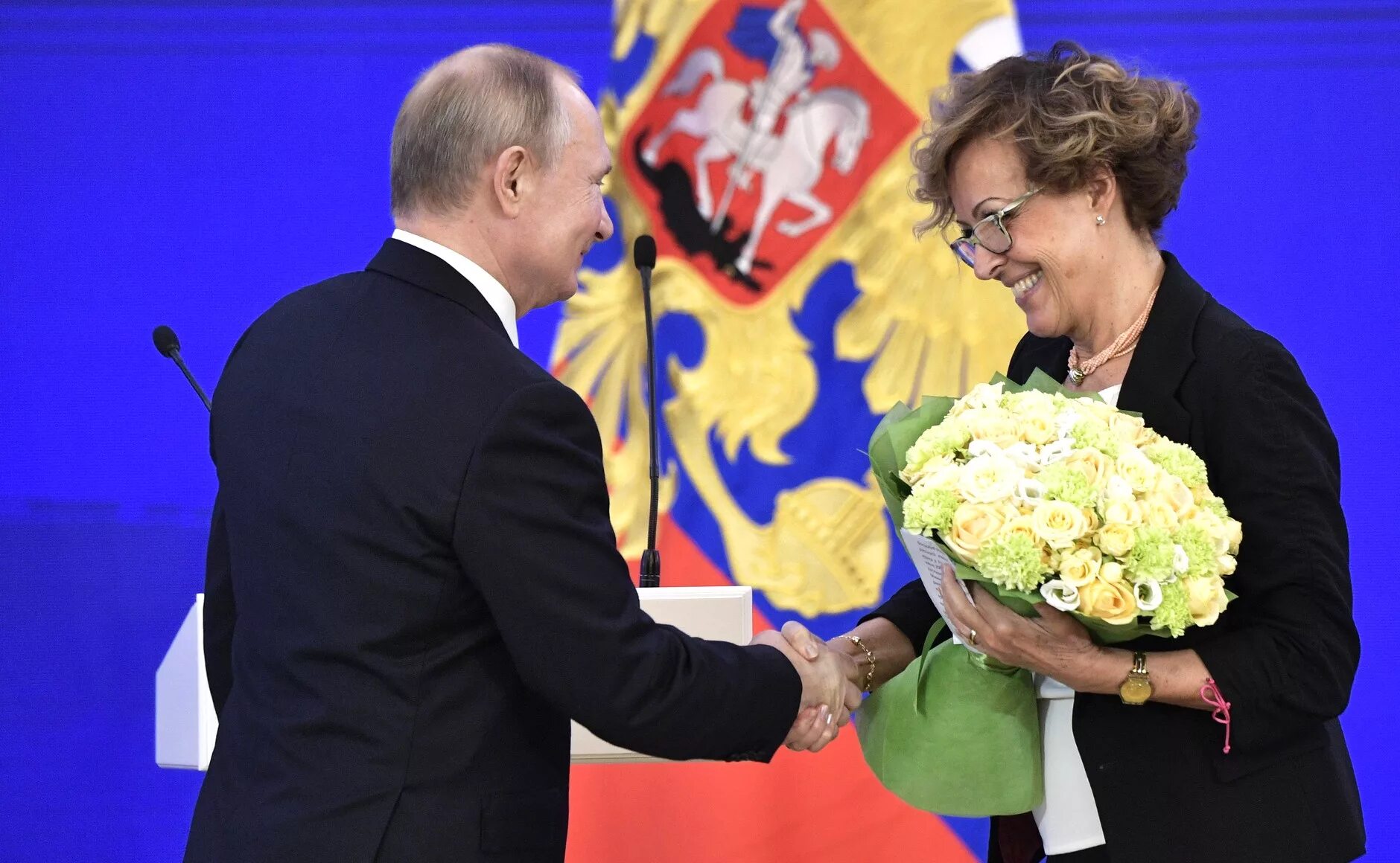 ректор финансового университета курск. премия правительства рф в области культуры.